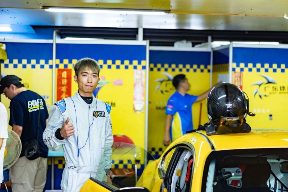 队将在赛场